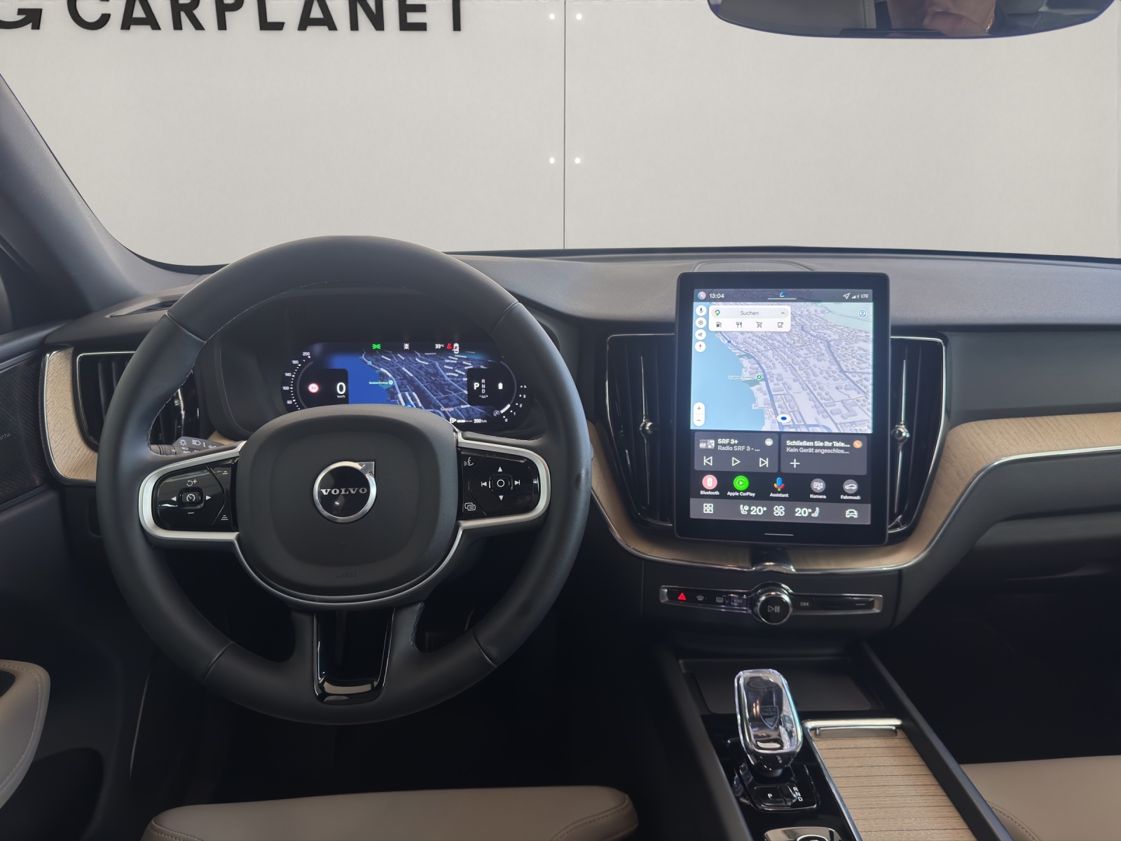 VOLVO XC60 2.0 B5 MH Plus Dark AWD-image-3
