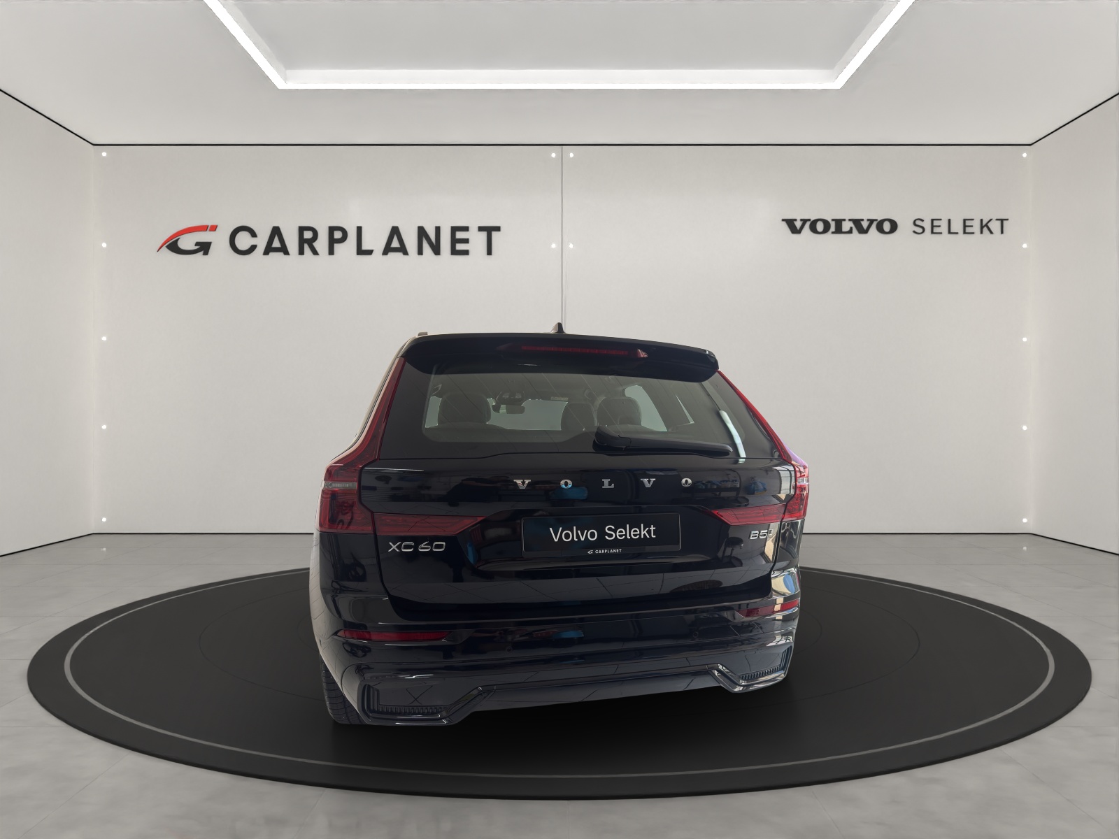 VOLVO XC60 2.0 B5 MH Plus Dark AWD-image-5