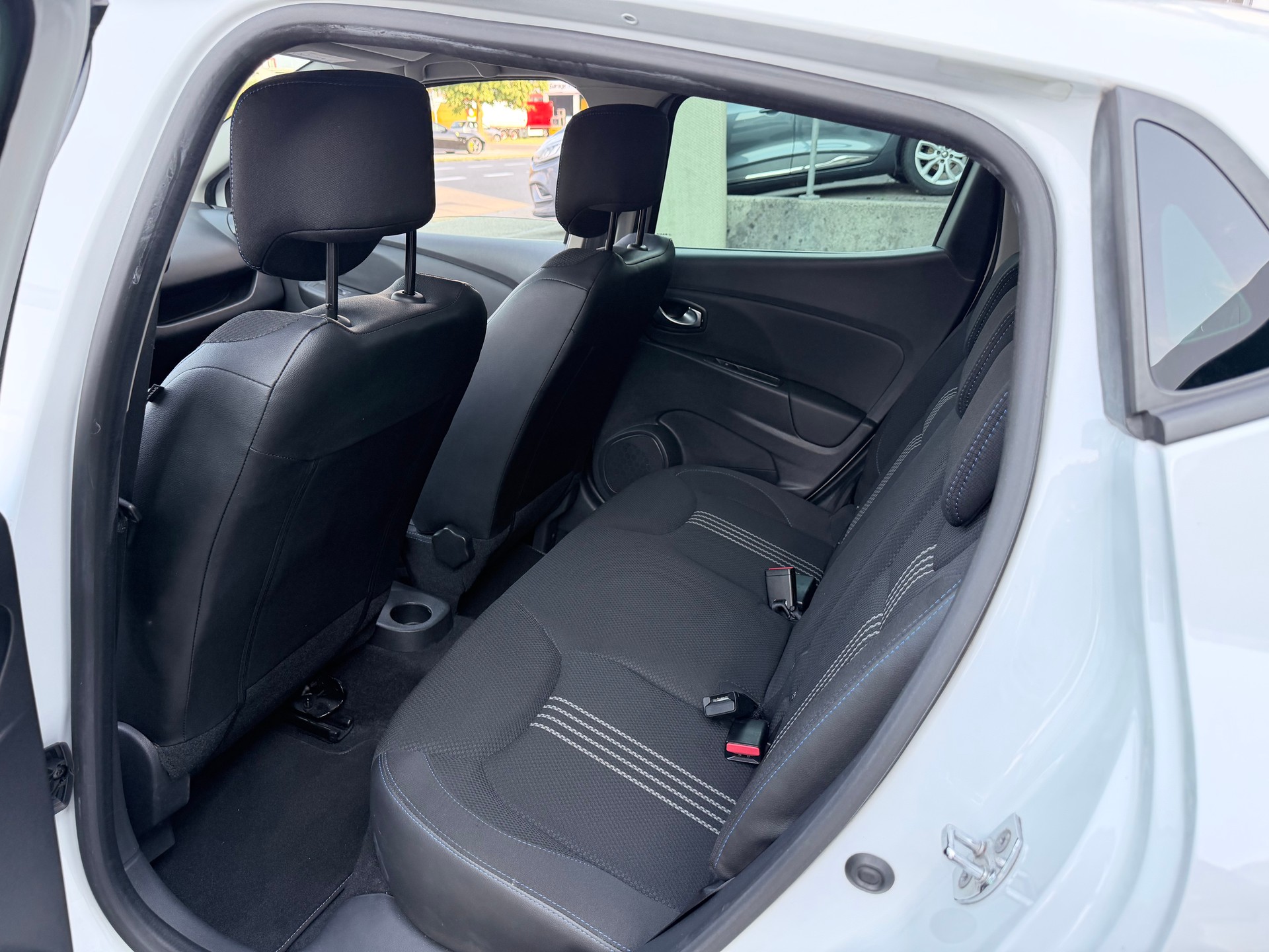 RENAULT Clio 1.2 16V T GT Line+++AB MFK+++-image-10