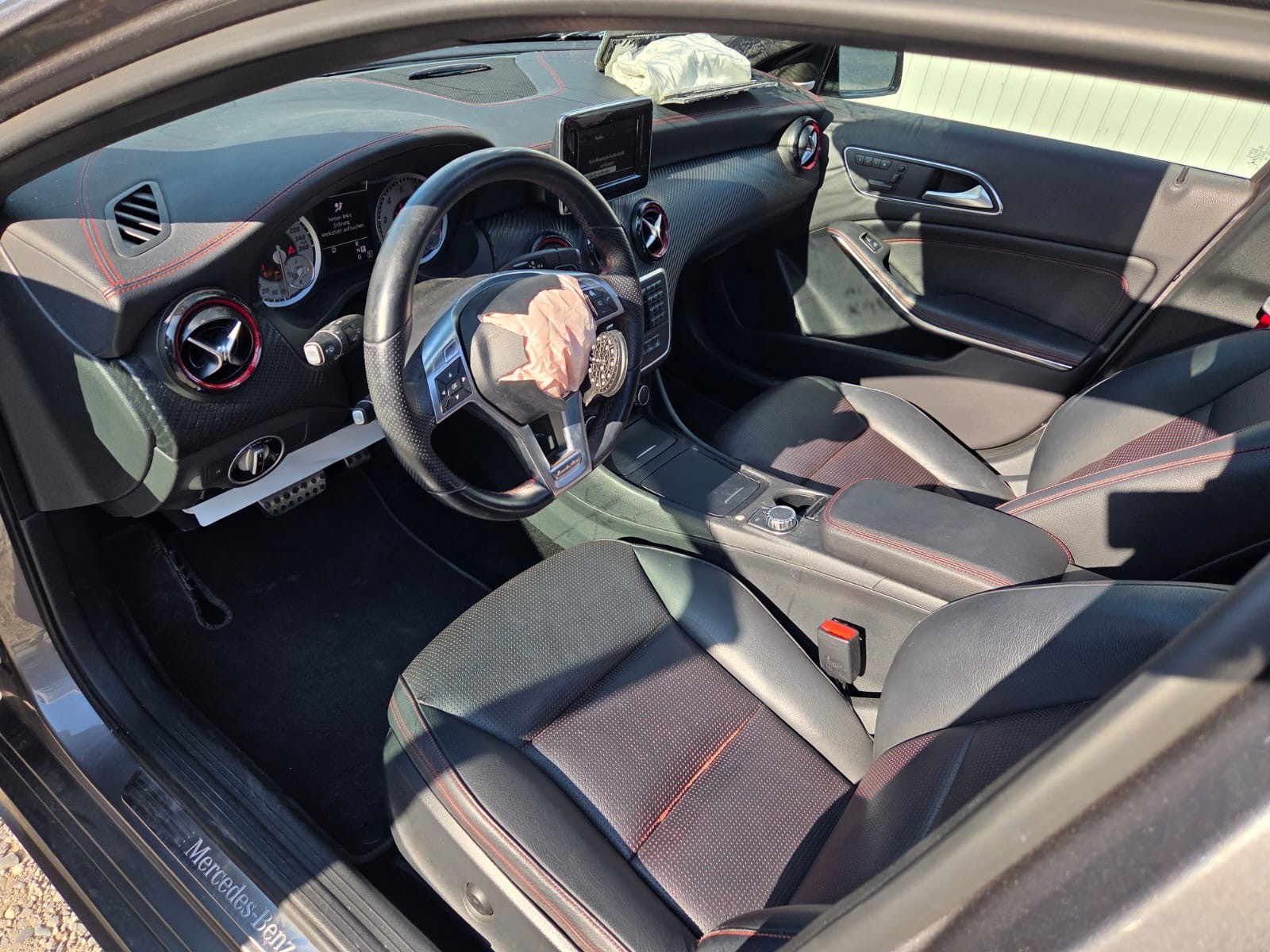 MERCEDES-BENZ A 250 Sport 7G-DCT-image-8