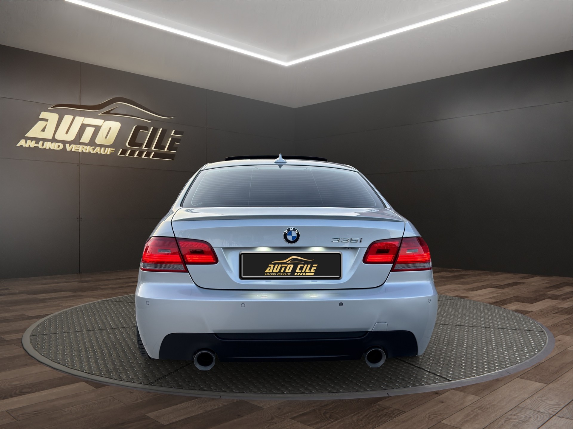 BMW 335i Coupé M-Paket Steptronic-image-6