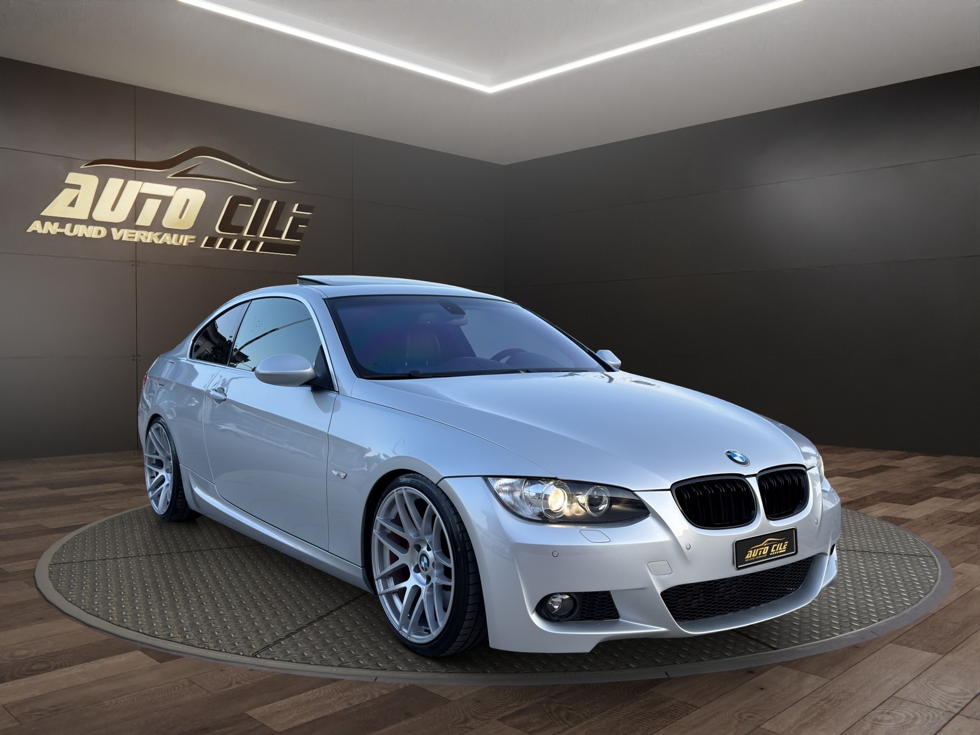 BMW 335i Coupé M-Paket Steptronic-image-2