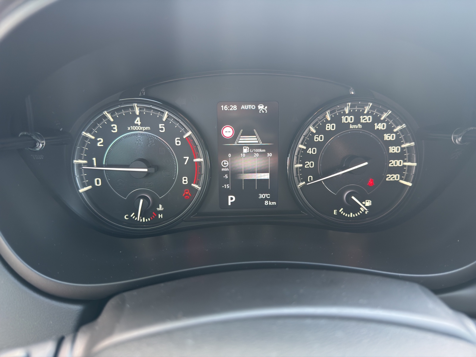 SUZUKI S-Cross 1.4 T Piz Sulai Hybrid 4x4-image-11