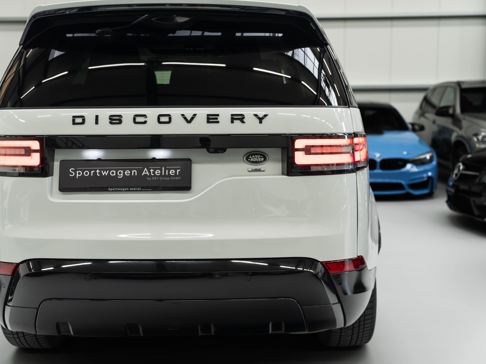 LAND ROVER Discovery 2.0 SD4 HSE Automatic-image-16