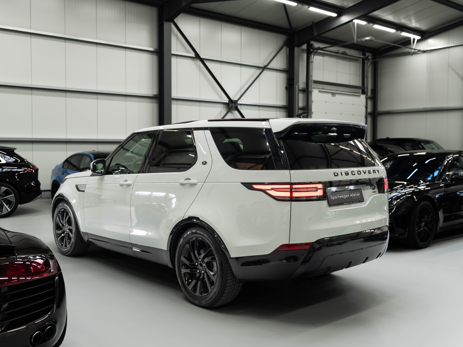 LAND ROVER Discovery 2.0 SD4 HSE Automatic-image-1