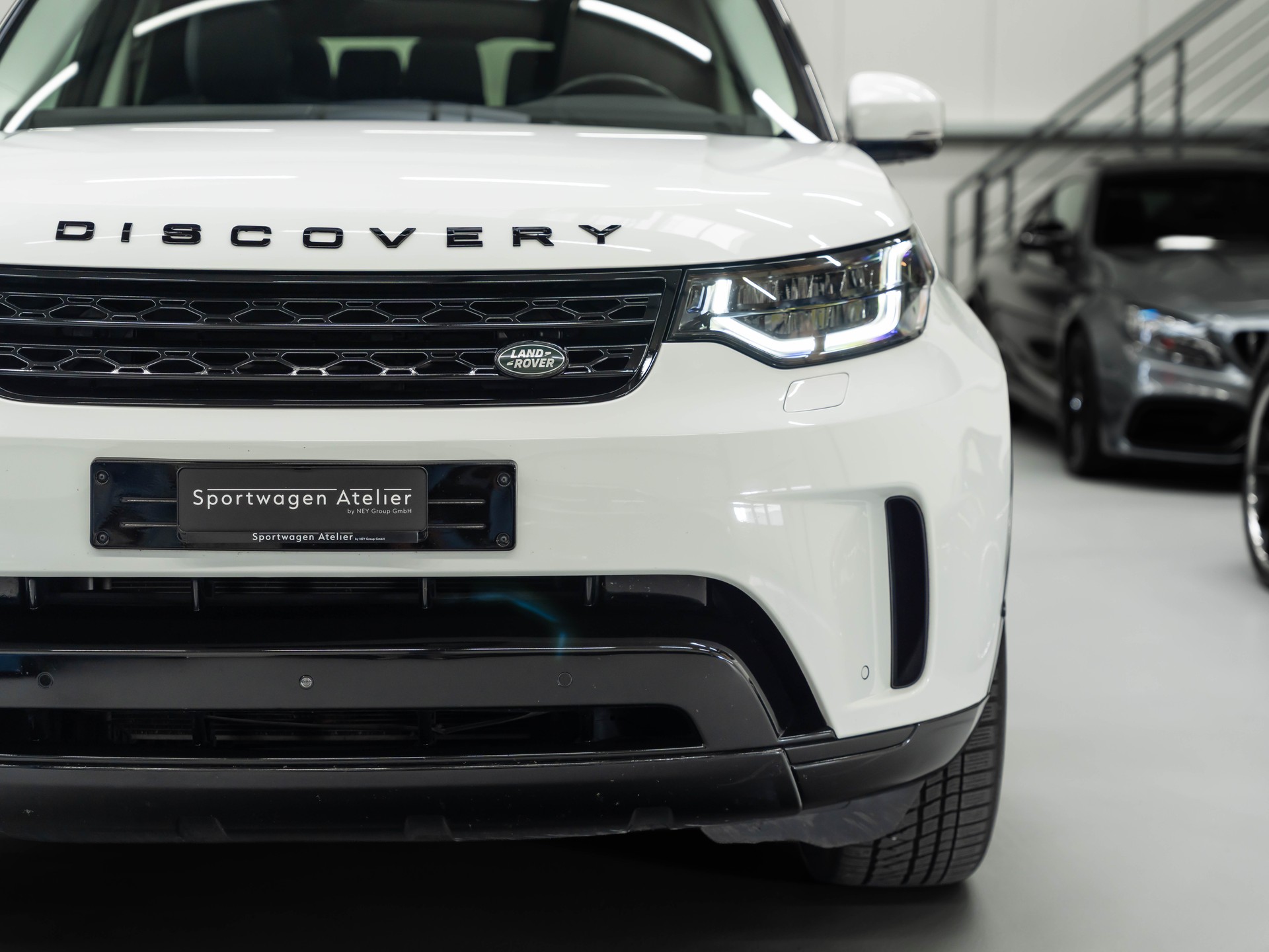 LAND ROVER Discovery 2.0 SD4 HSE Automatic-image-15