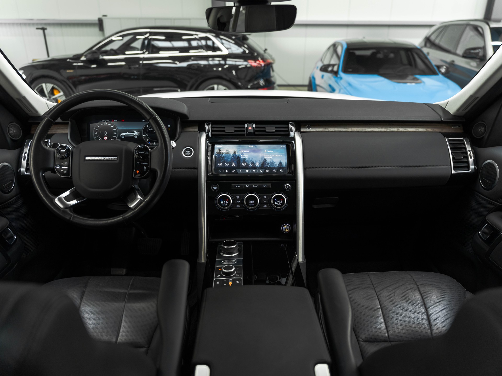 LAND ROVER Discovery 2.0 SD4 HSE Automatic-image-13