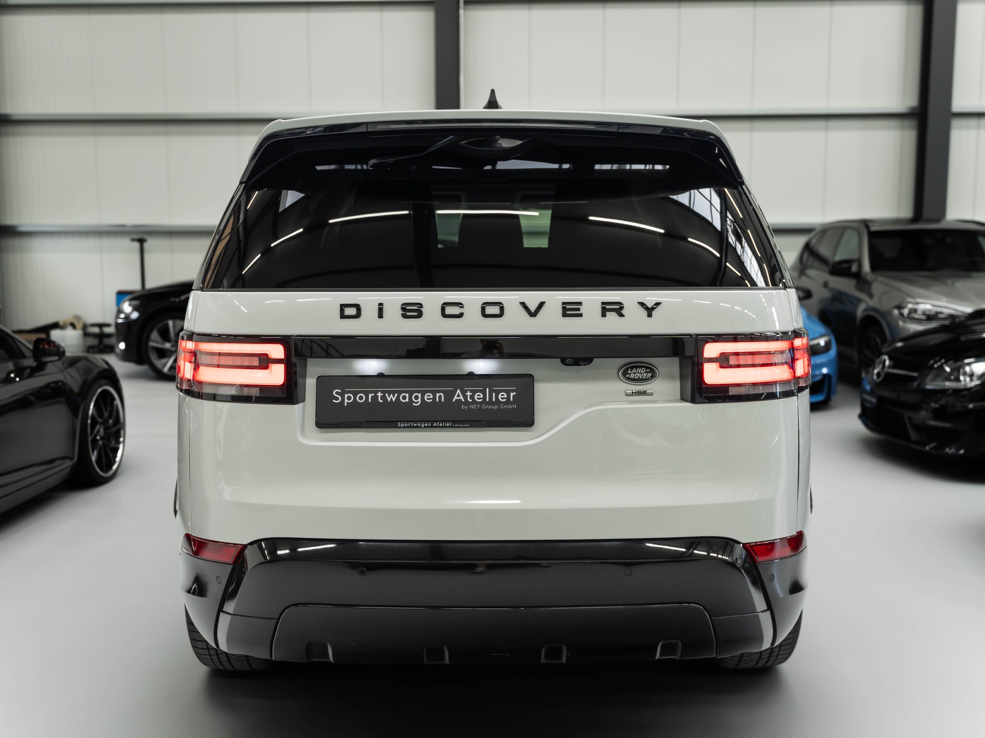 LAND ROVER Discovery 2.0 SD4 HSE Automatic-image-2