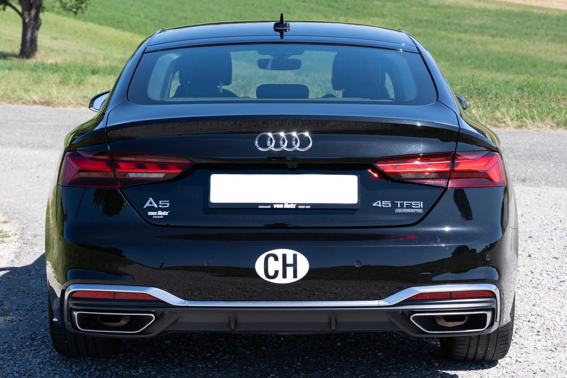 AUDI Sportback 45 TFSI S Line quattro-image-4