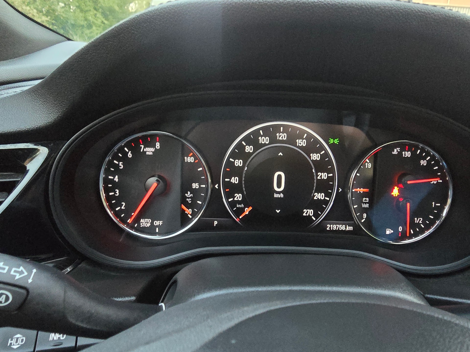 OPEL Insignia 2.0 T Sports Tourer Excellence 4WD Automat.-image-24