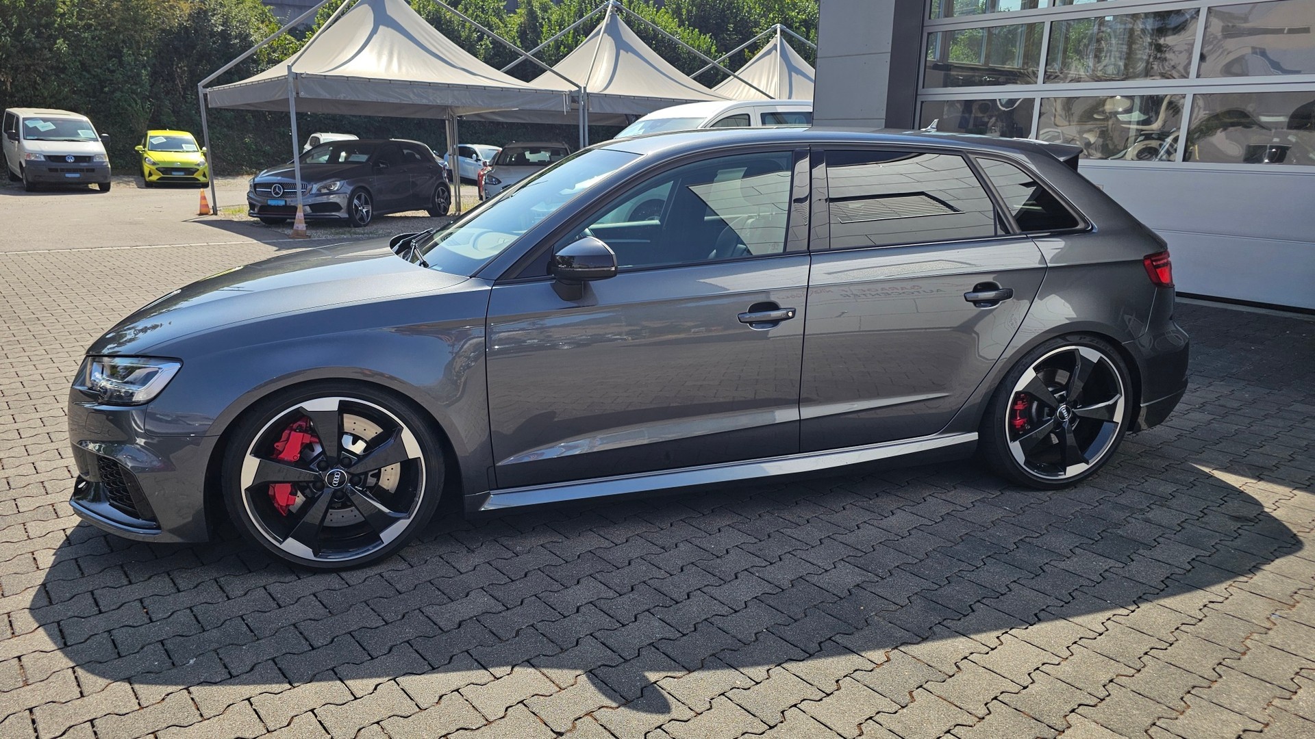 AUDI RS3 Sportback 2.5 TSI quattro S-tronic-image-15