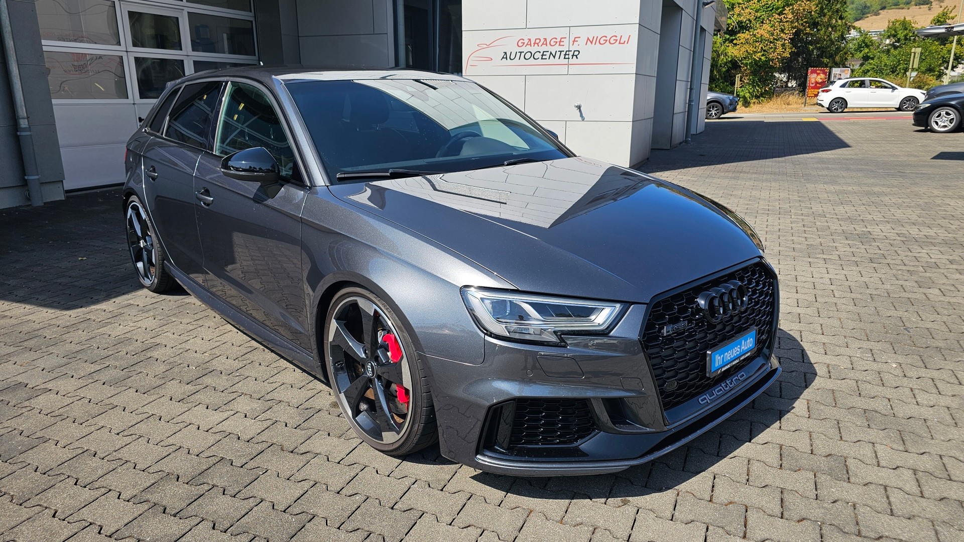 AUDI RS3 Sportback 2.5 TSI quattro S-tronic-image-0