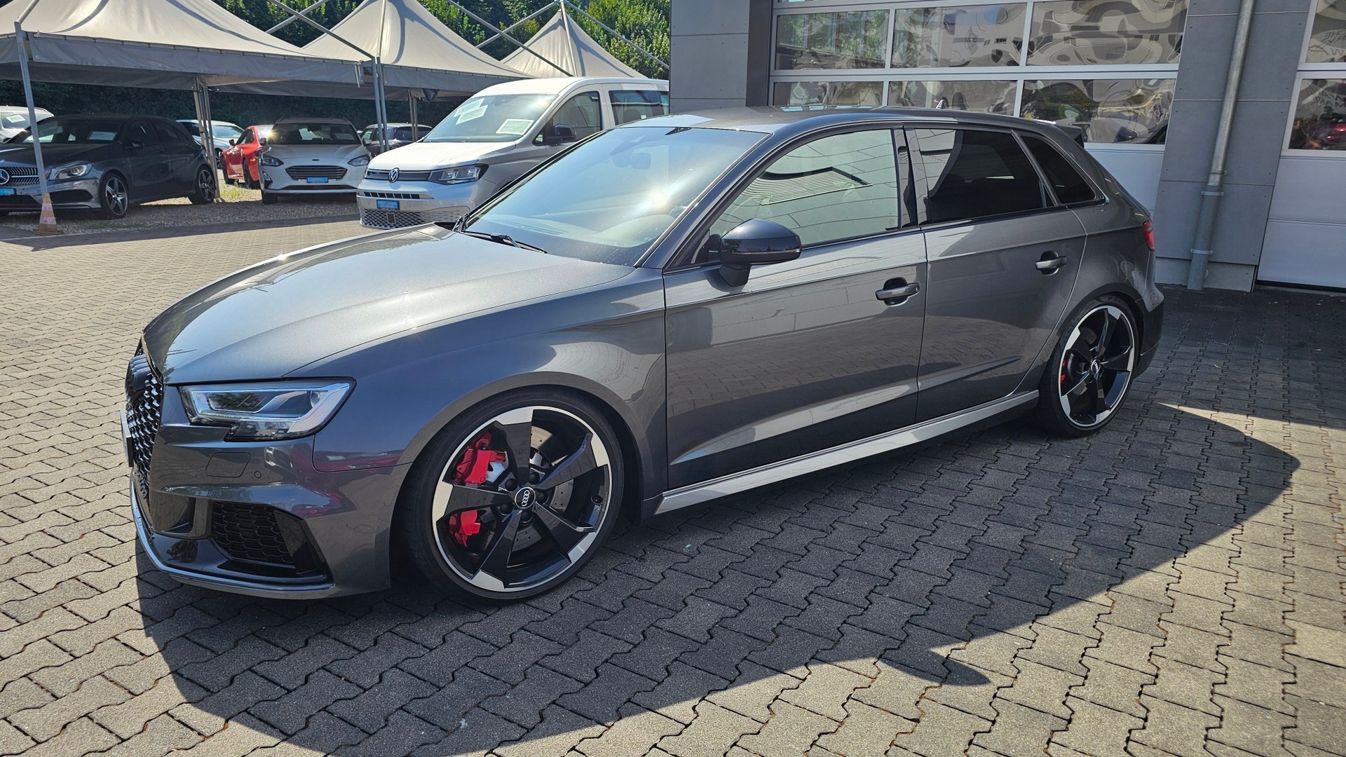 AUDI RS3 Sportback 2.5 TSI quattro S-tronic-image-16