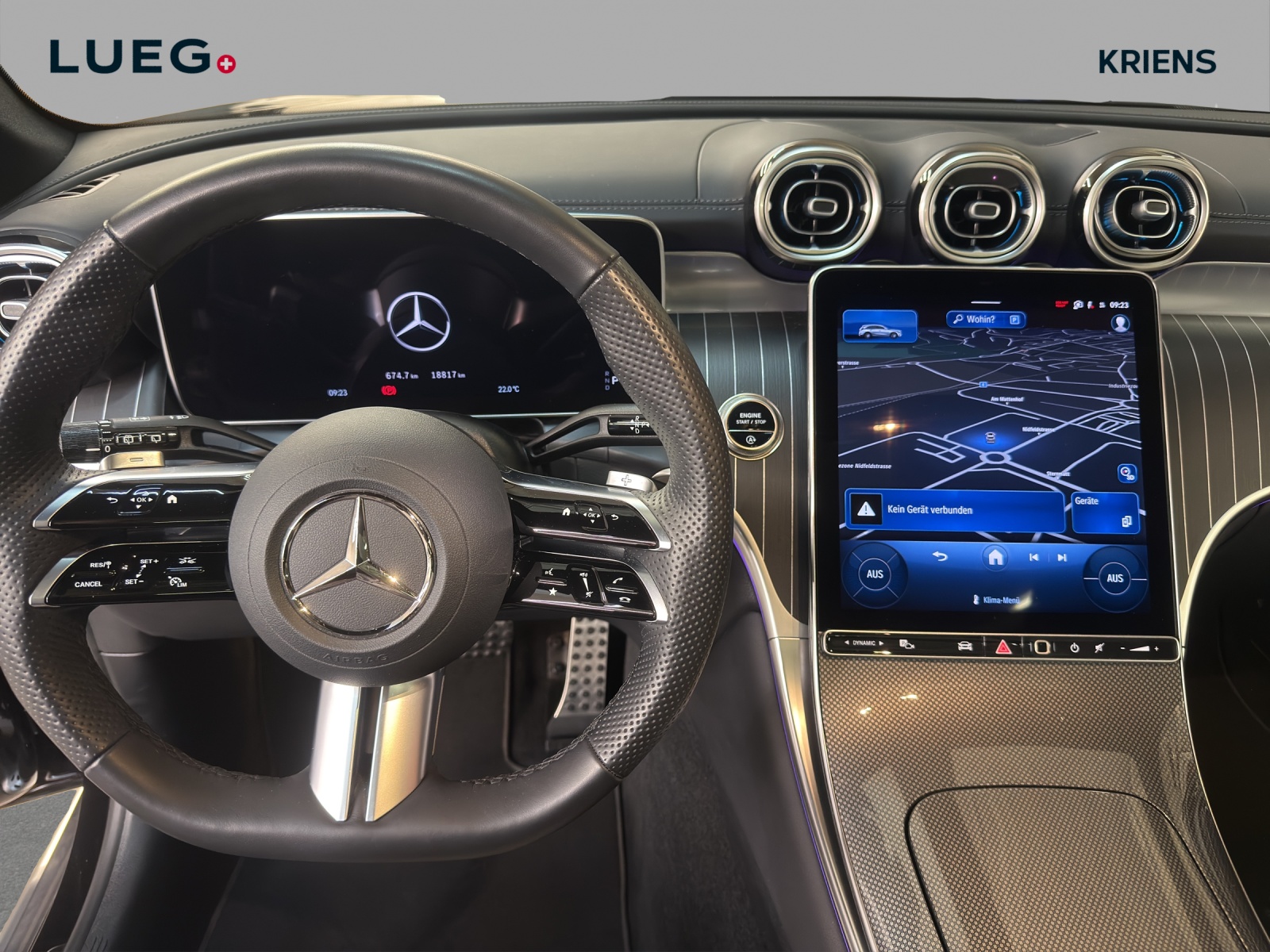 MERCEDES-BENZ GLC 300 4M - AMG / 360 Grad Kamera / Panorama-Dach / Soundsystem-image-10