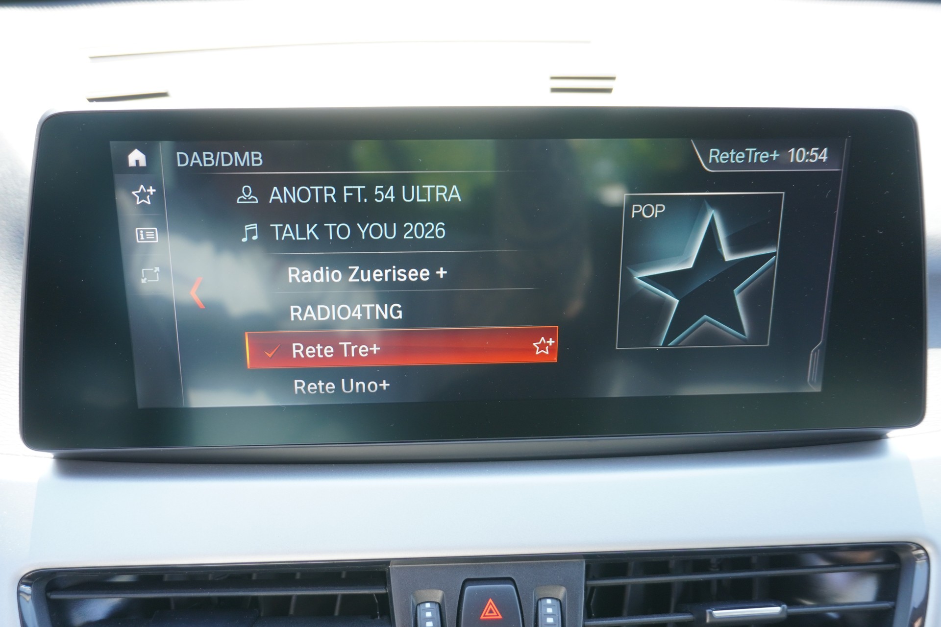 BMW X1 xDrive 20i Steptronic-image-25
