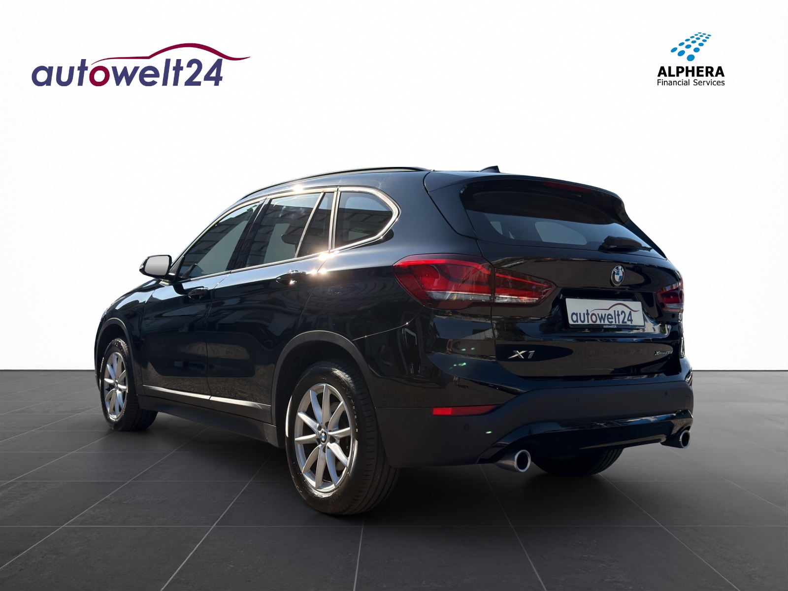 BMW X1 xDrive 20i Steptronic-image-6