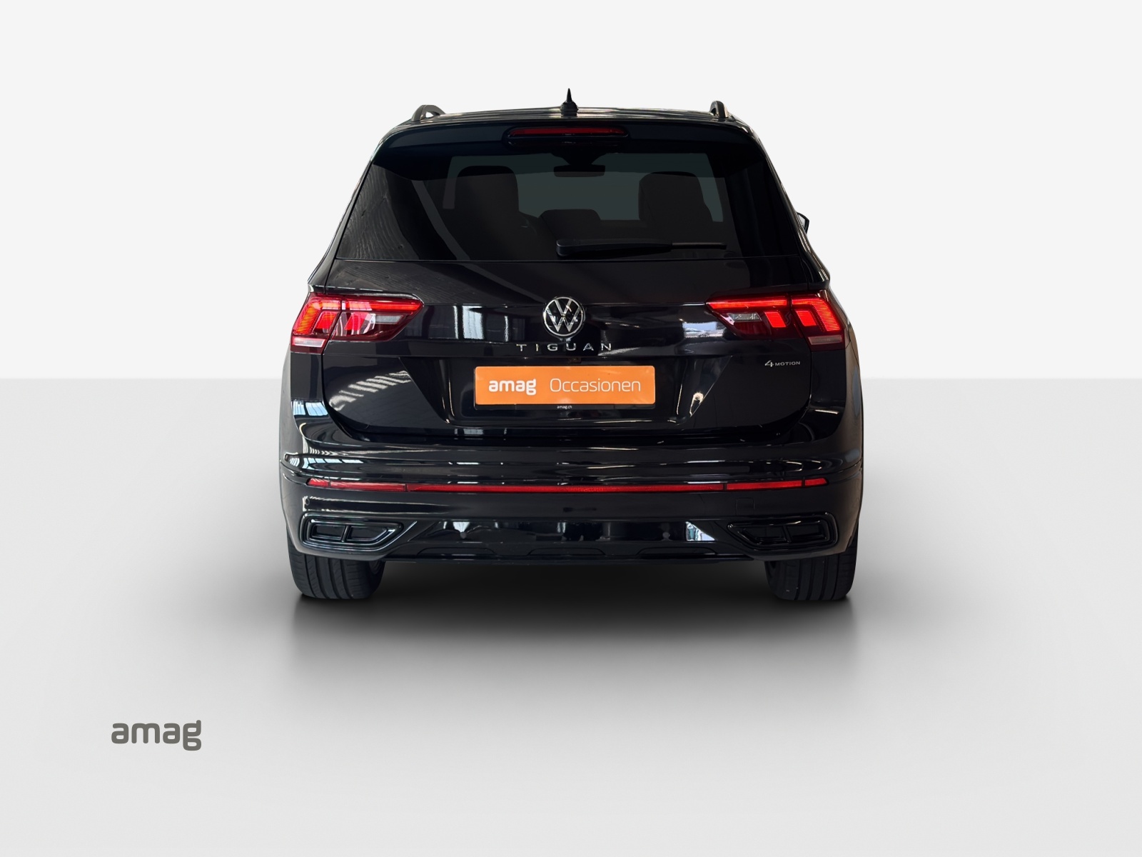 VW Tiguan 2.0TSI R-Line 4Motion DSG-image-1