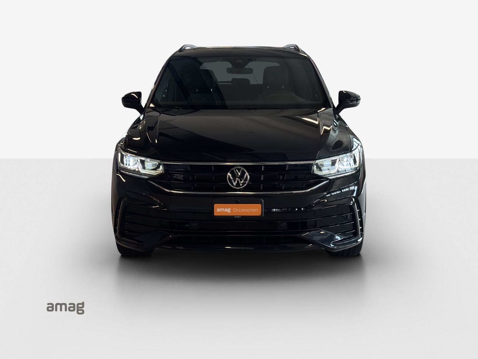 VW Tiguan 2.0TSI R-Line 4Motion DSG-image-4