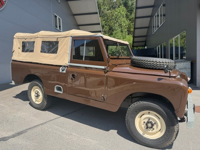 LAND ROVER Land Rover 109 Serie II-showroom-element-1