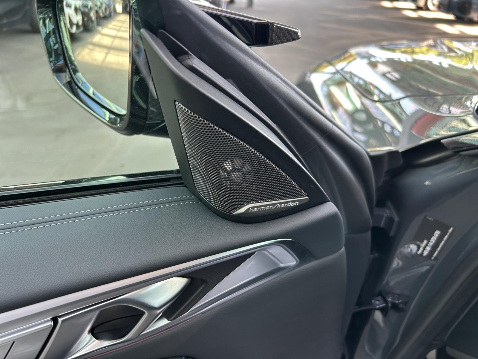 BMW M440i xDrive Coupé-image-18