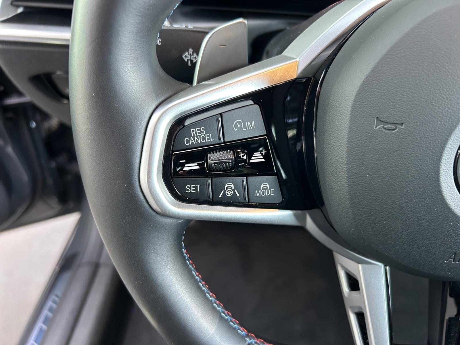 BMW M440i xDrive Coupé-image-10
