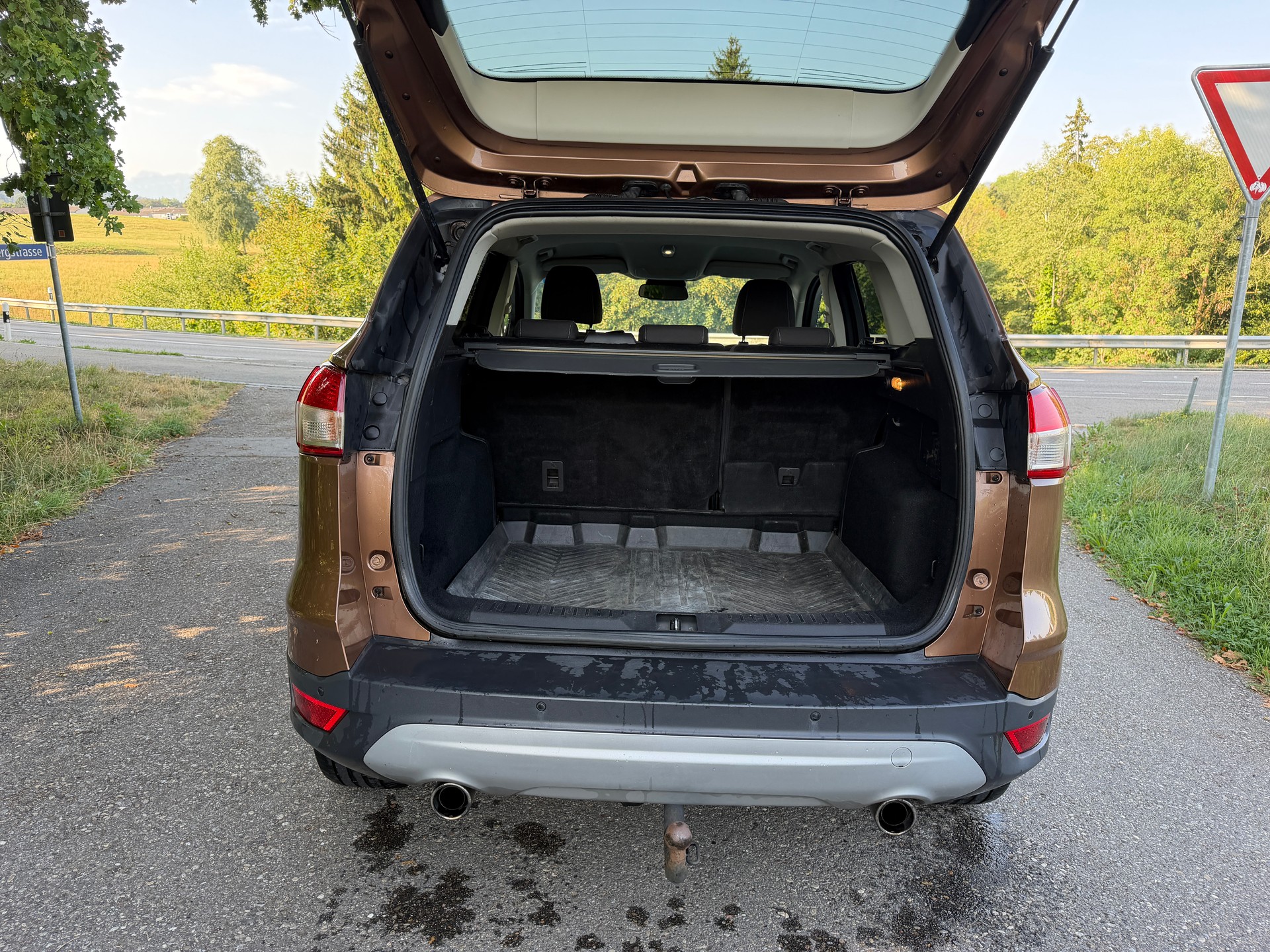 FORD Kuga 2.0 TDCi Carving 4WD PowerShift-image-14