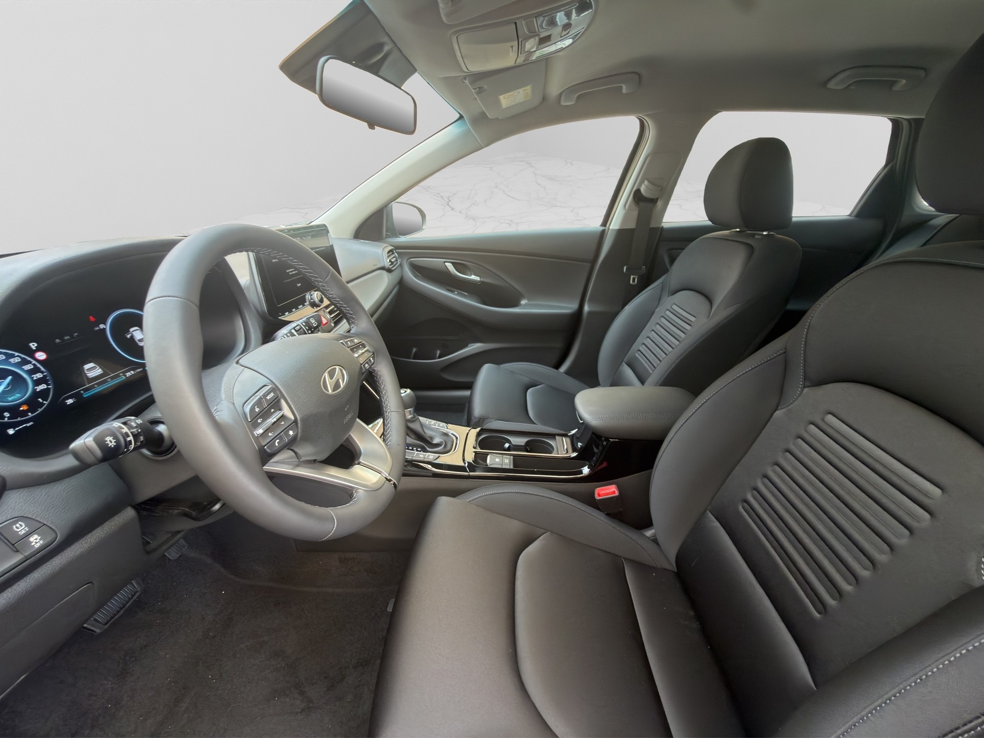 HYUNDAI i30 1.5 T-GDi Amplia 48V MH DCT-image-8