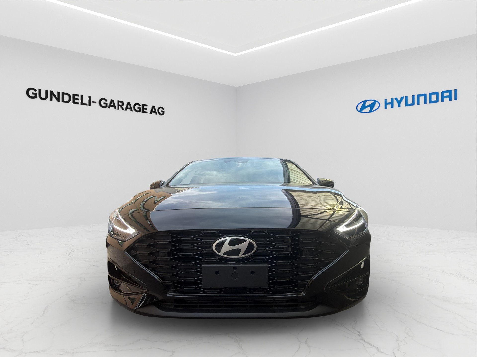 HYUNDAI i30 1.5 T-GDi Amplia 48V MH DCT-image-1