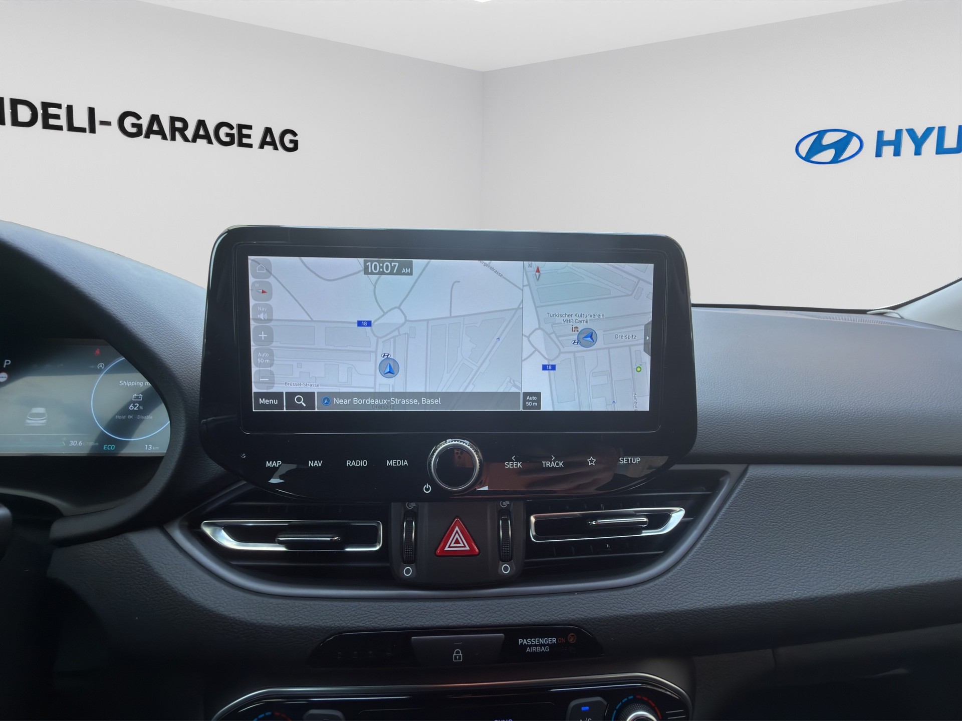 HYUNDAI i30 1.5 T-GDi Amplia 48V MH DCT-image-14
