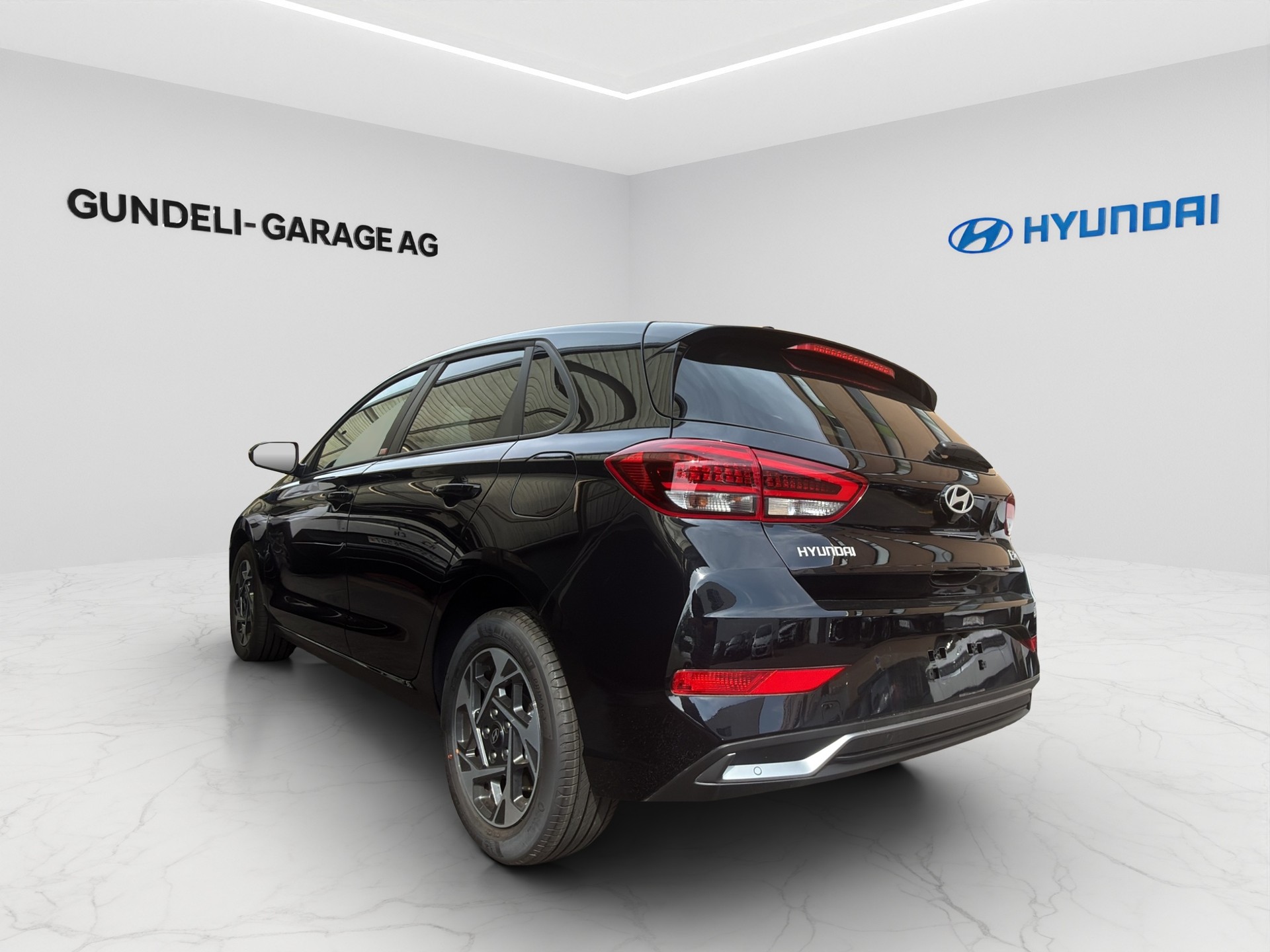 HYUNDAI i30 1.5 T-GDi Amplia 48V MH DCT-image-3