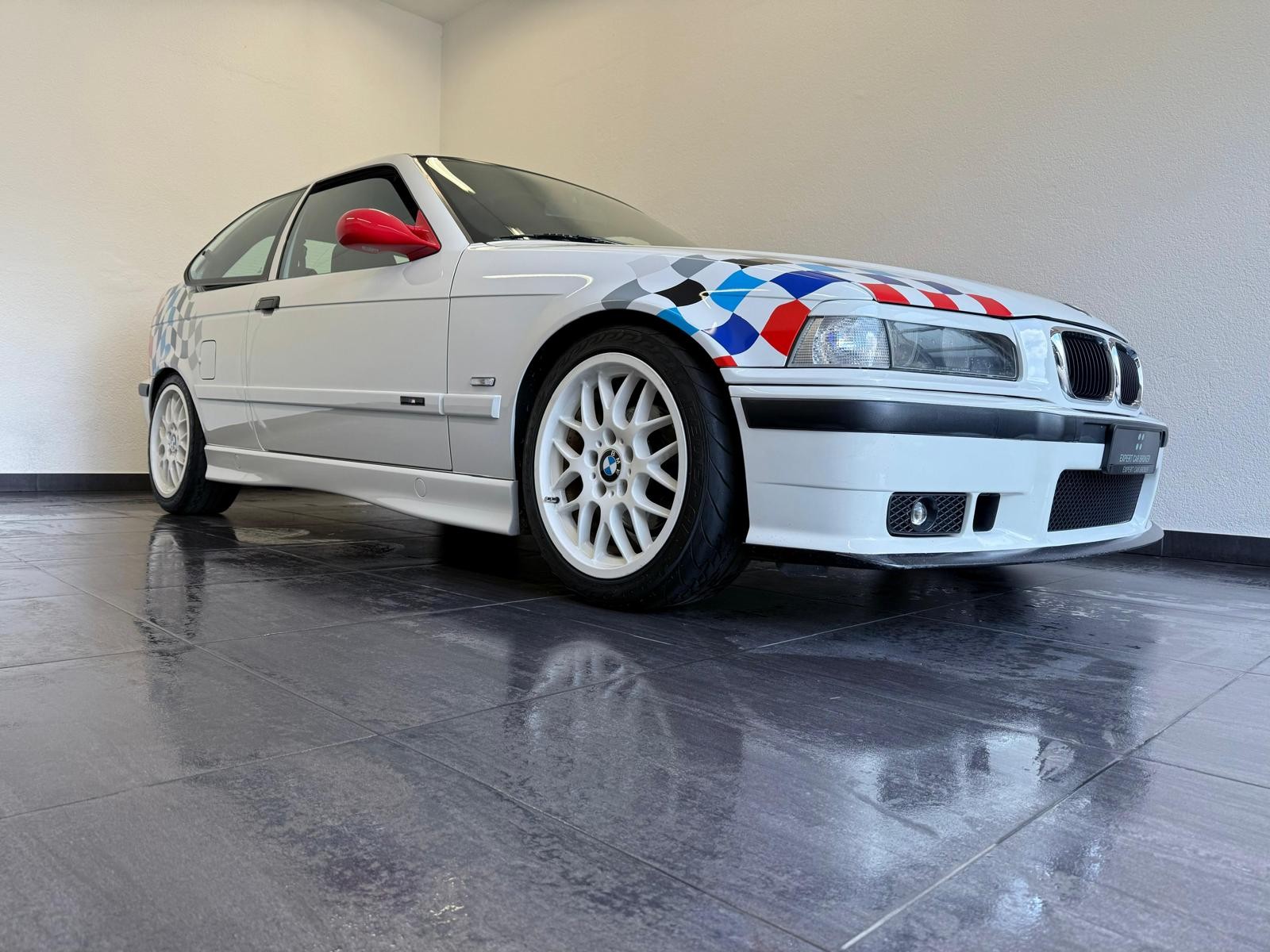 BMW 318ti Compact STW-showroom-element-3
