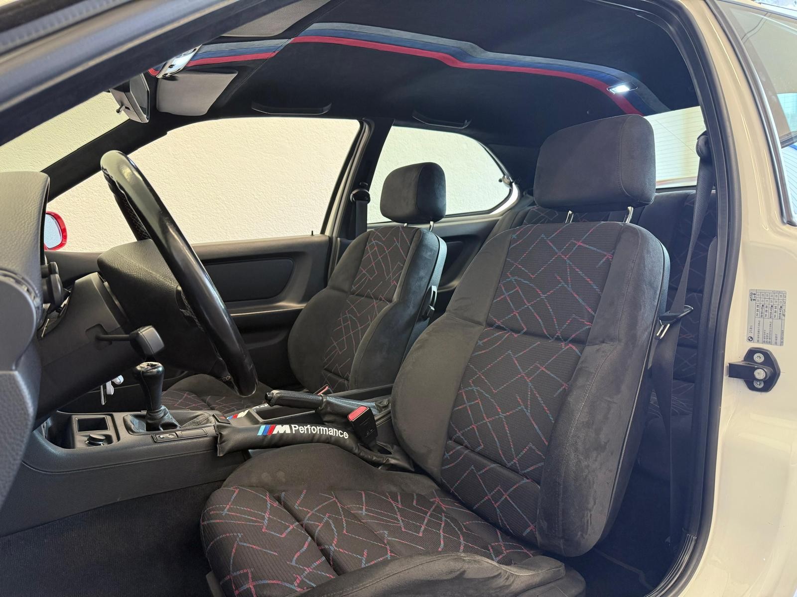 BMW 318ti Compact STW-image-17