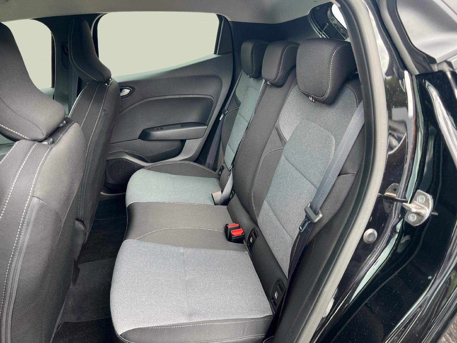 MITSUBISHI Colt 1.0 Invite-image-10