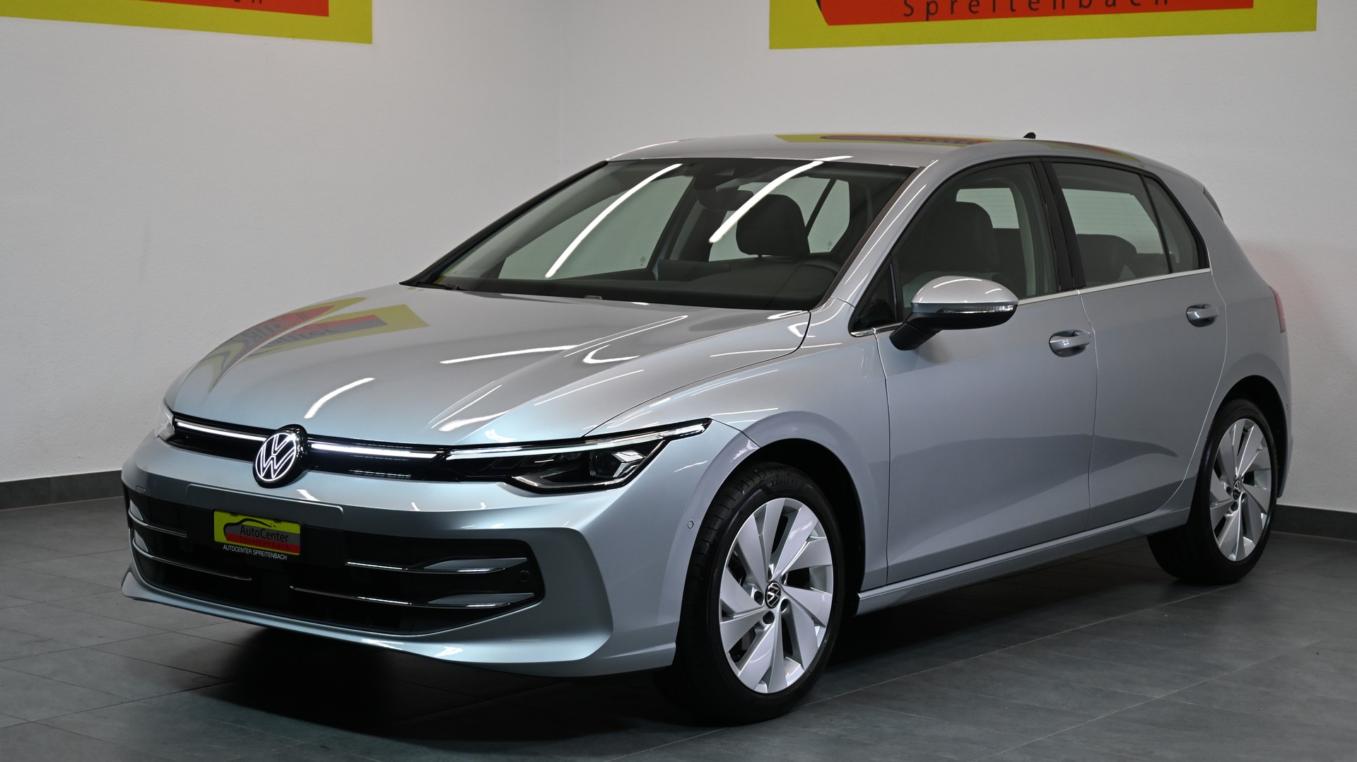 VW Golf 1.5 e TSI mHEV Style DSG-image-1