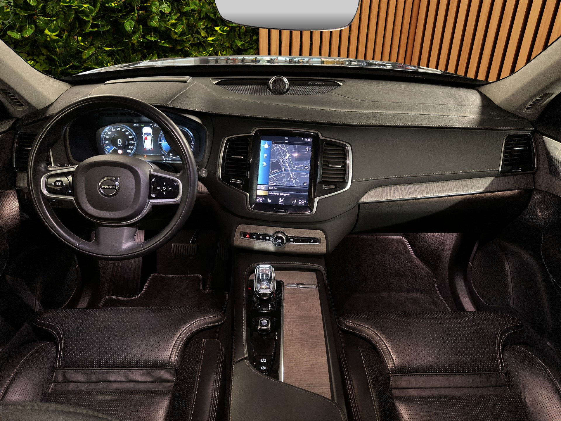 VOLVO XC90 2.0 T8 TE Inscription 7P. eAWD-image-9