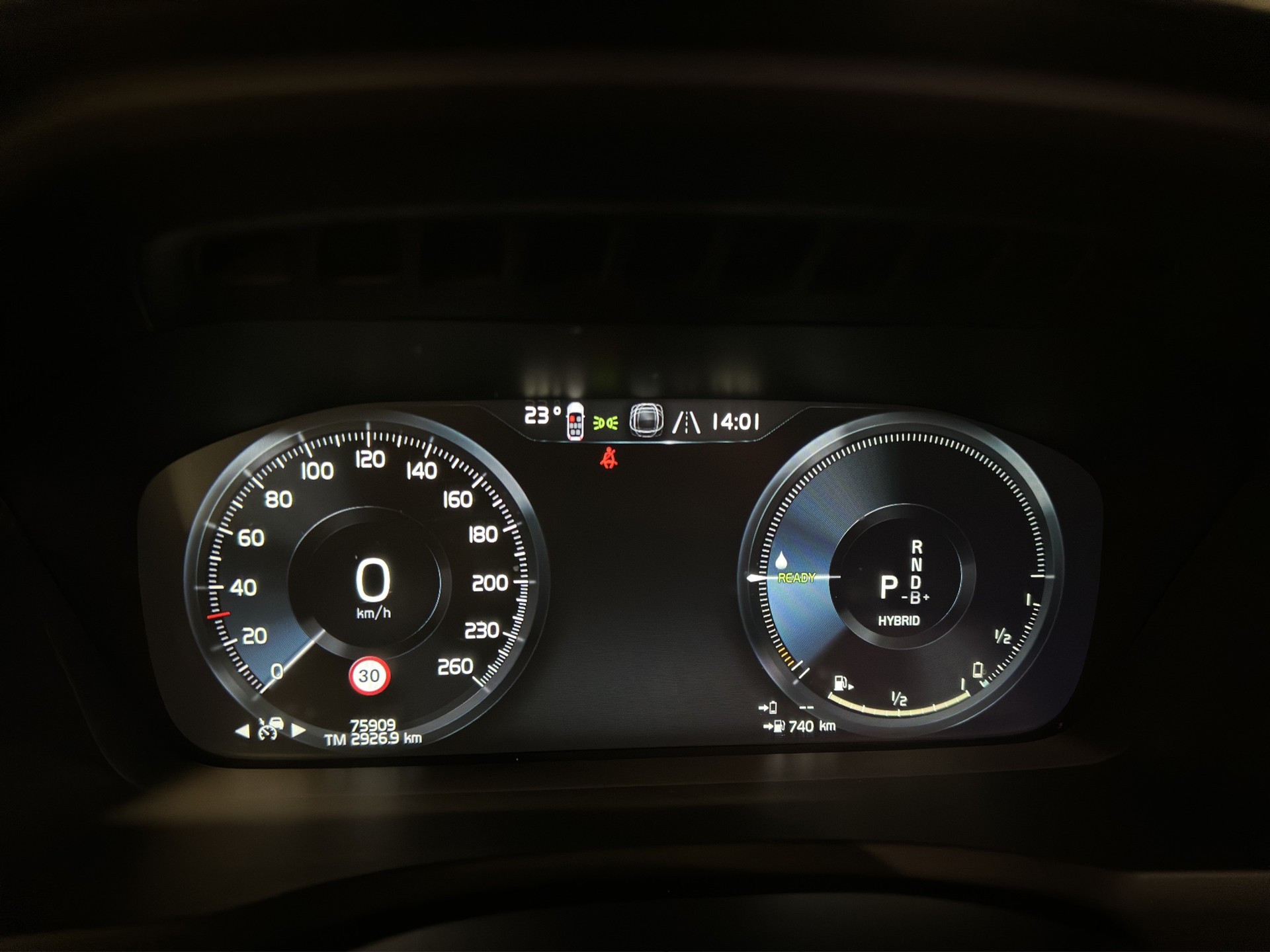 VOLVO XC90 2.0 T8 TE Inscription 7P. eAWD-image-13