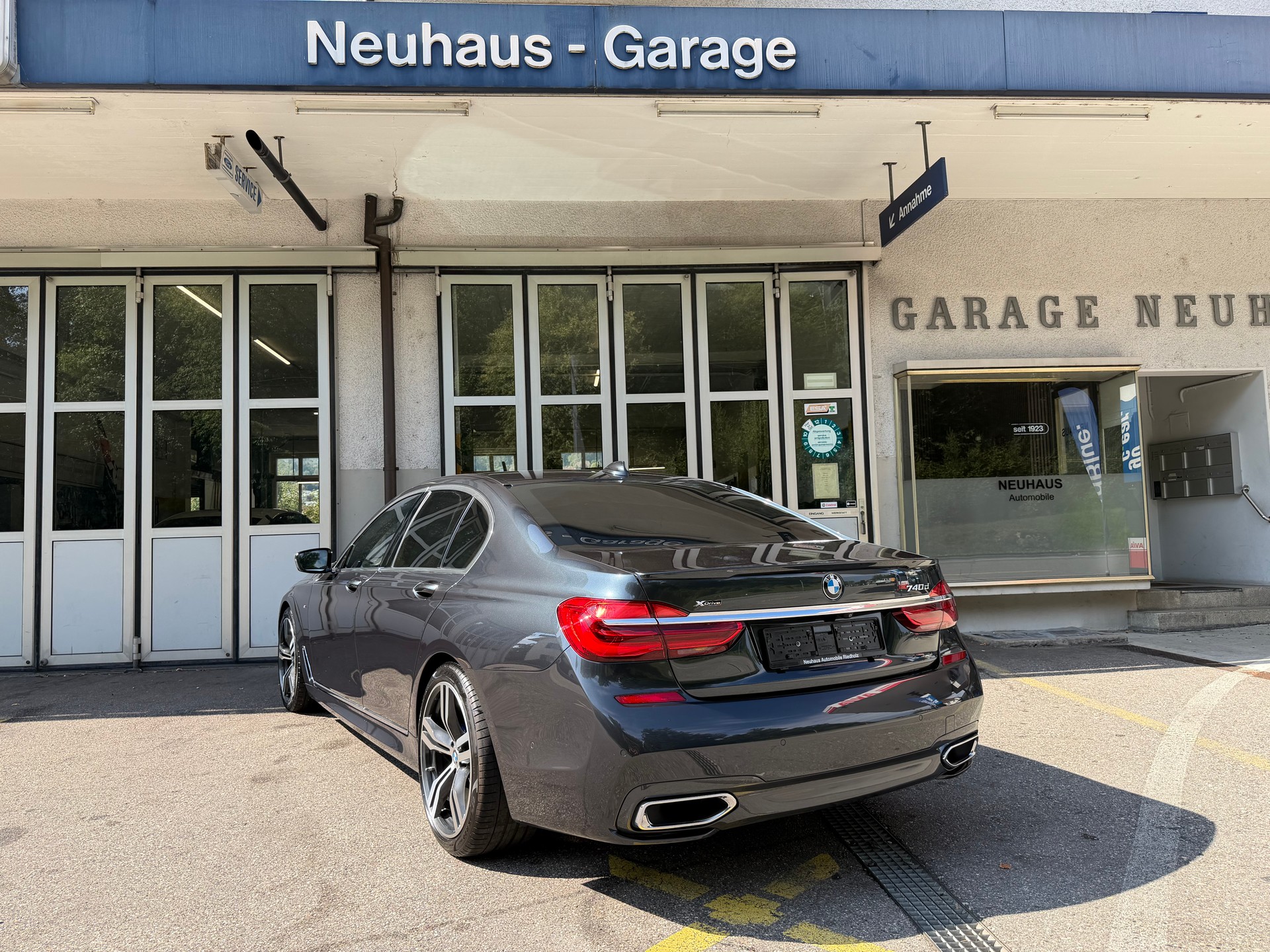 BMW 740d xDrive Steptronic-image-5