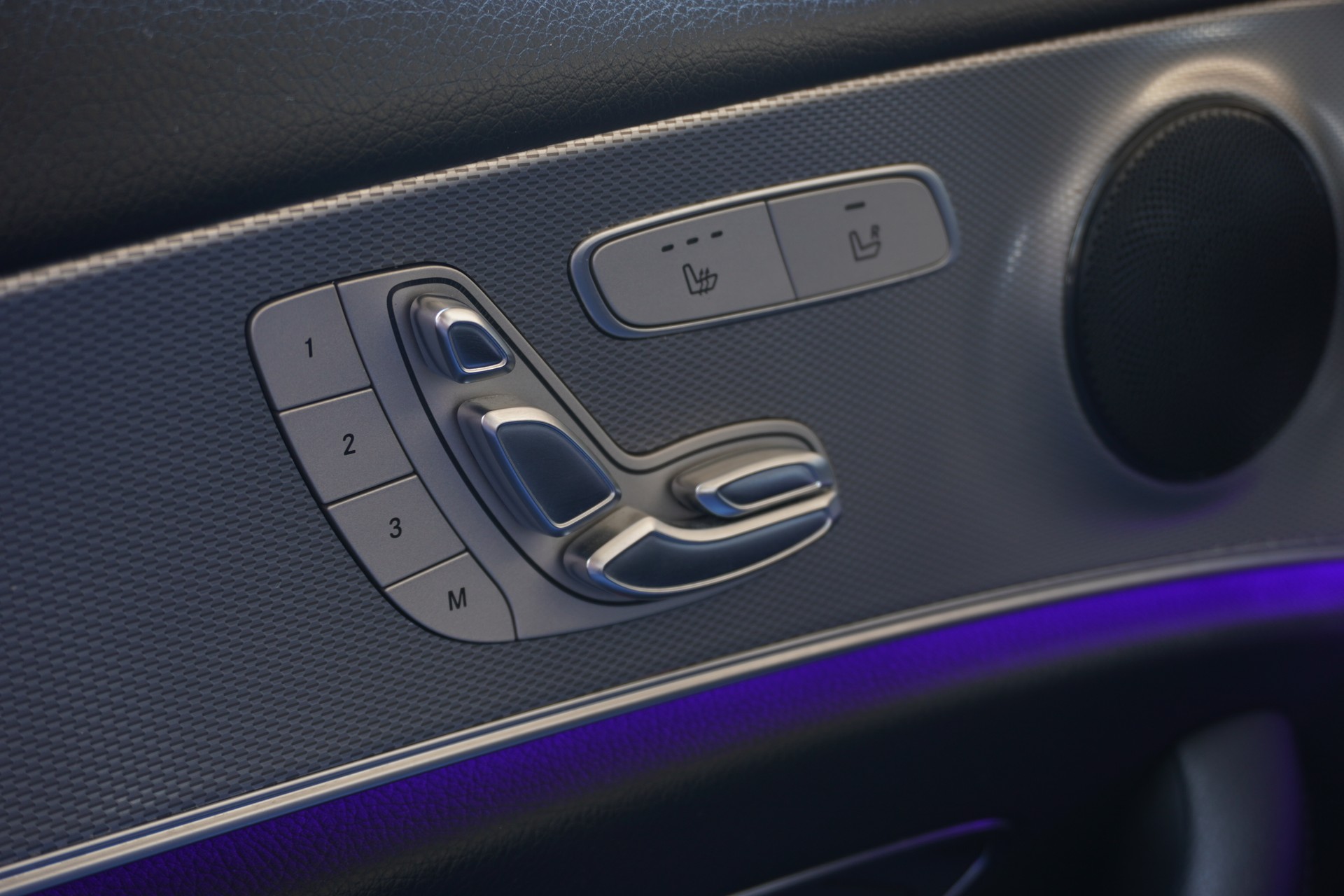 MERCEDES-BENZ E 200 AMG 63's Optik 9G-Tronic-image-8