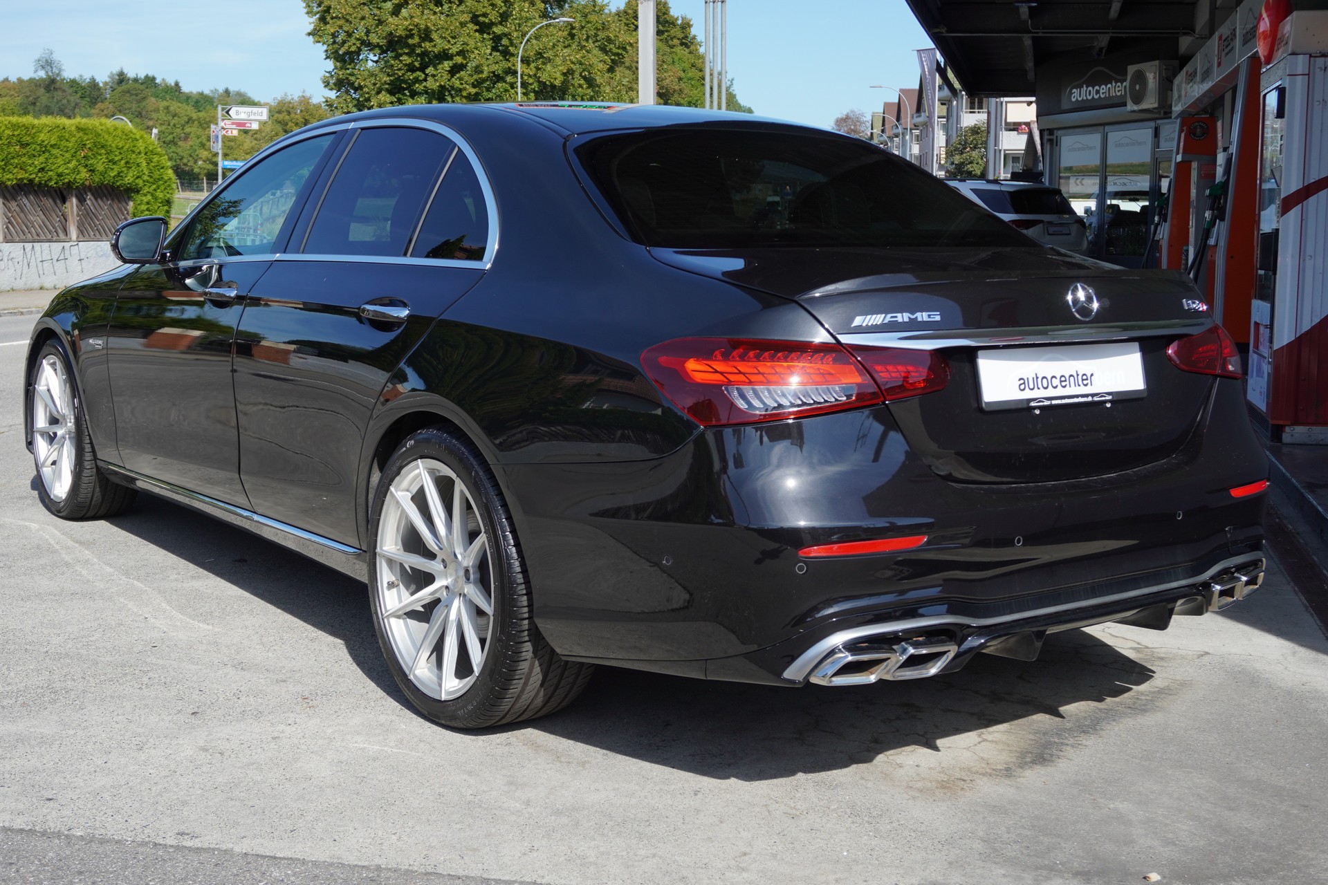 MERCEDES-BENZ E 200 AMG 63's Optik 9G-Tronic-image-5