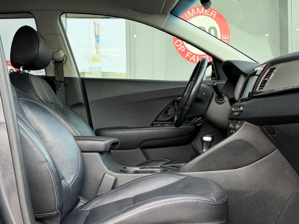 KIA Niro 1.6 GDi Hybrid Style-image-7