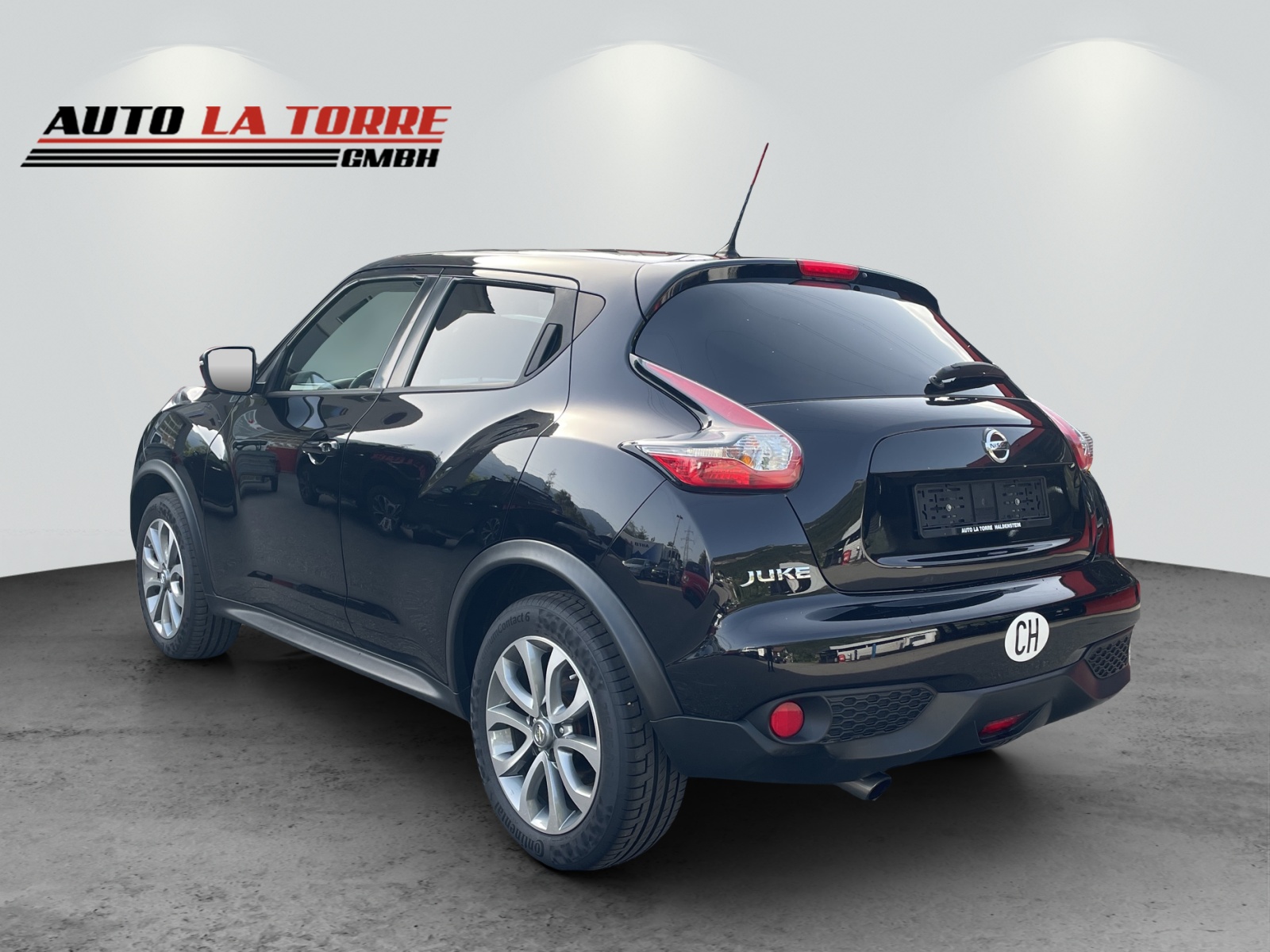NISSAN Juke 1.6 DIG-T tekna 4x4 Xtronic M-CVT-image-1