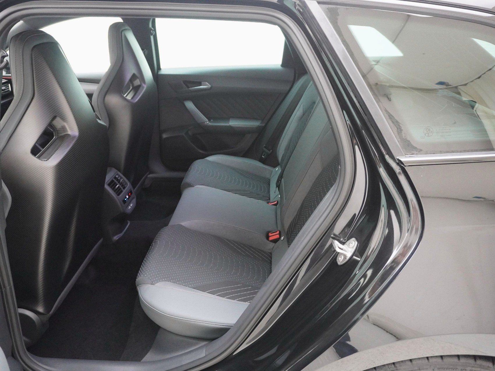 CUPRA Leon ST 2.0 TSI Extreme 4Drive DSG-image-19