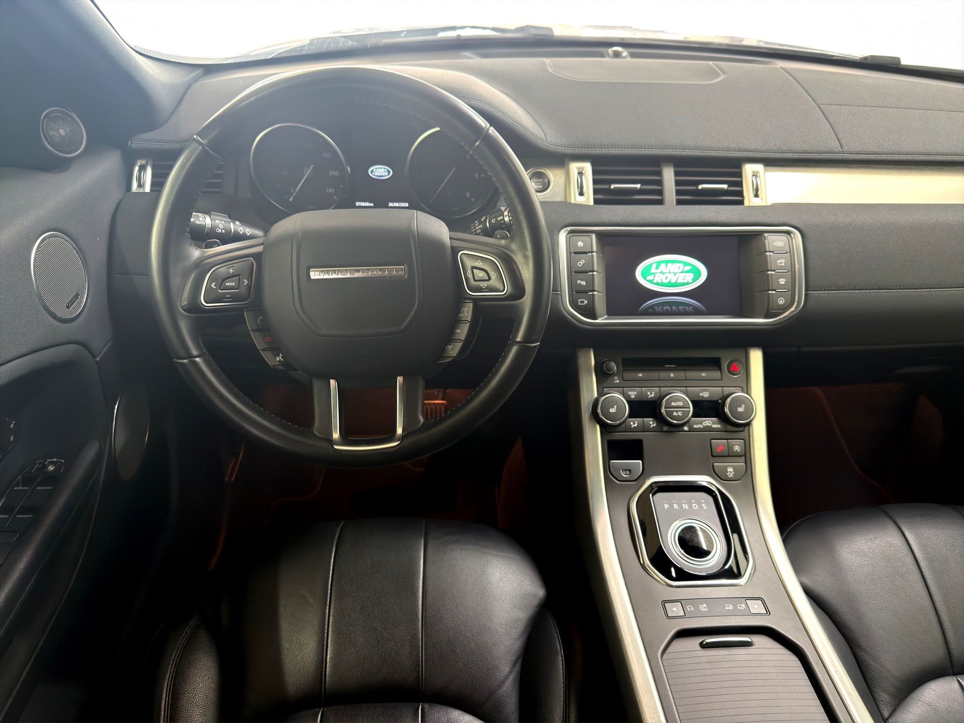 LAND ROVER Range Rover Evoque 2.0 TD4 HSE AT9-image-6