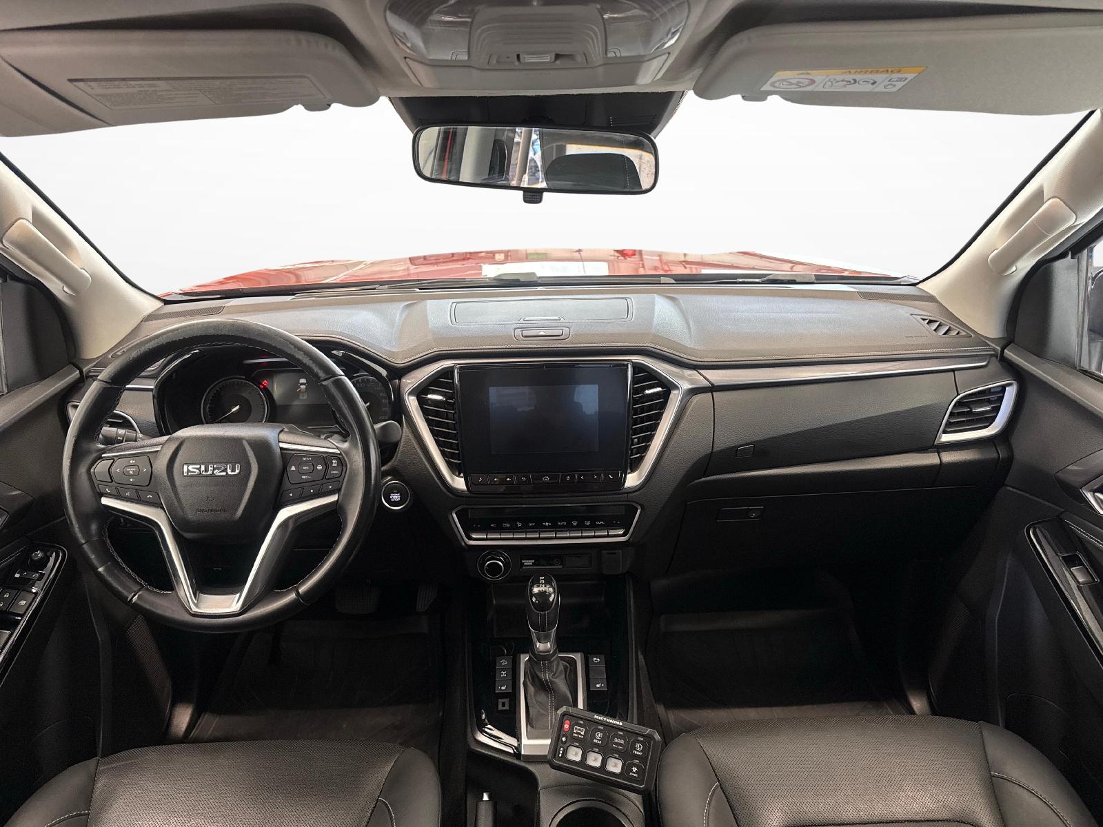 ISUZU D-Max Crew Pick-up 1.9 DDi N60 F 4x4 - Diversi accessori inclusi-image-8
