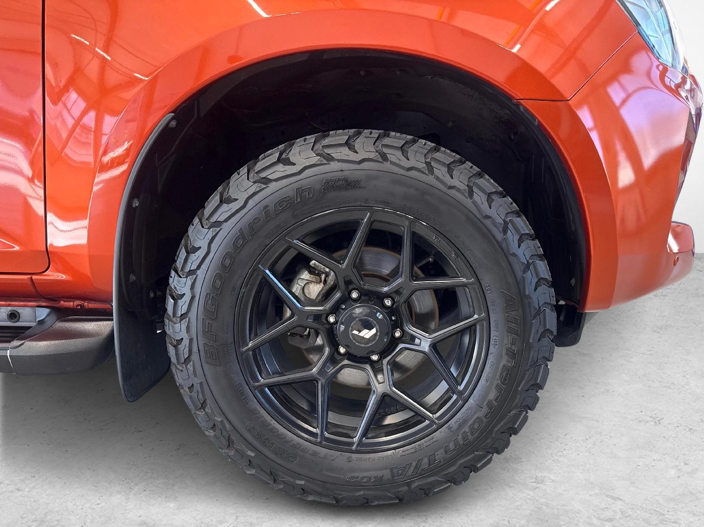 ISUZU D-Max Crew Pick-up 1.9 DDi N60 F 4x4 - Diversi accessori inclusi-image-15