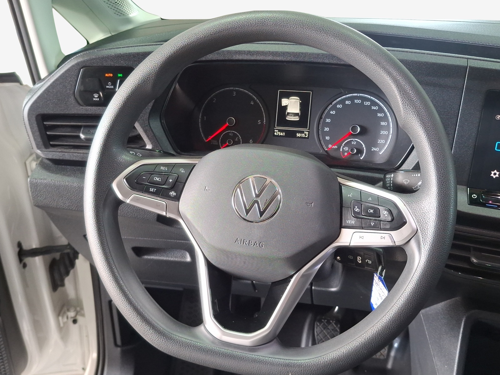 VW Caddy Cargo 2.0TDI-image-9