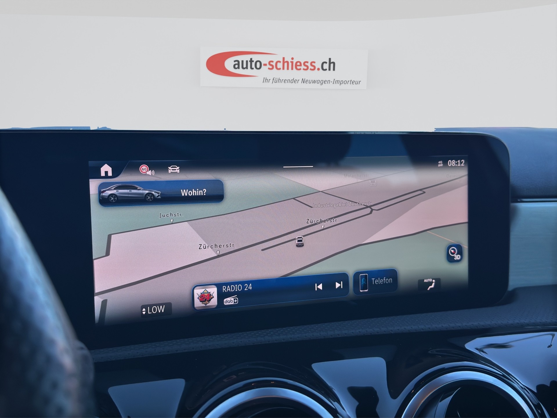 MERCEDES-BENZ A 180 7G-DCT AMG Line-image-11