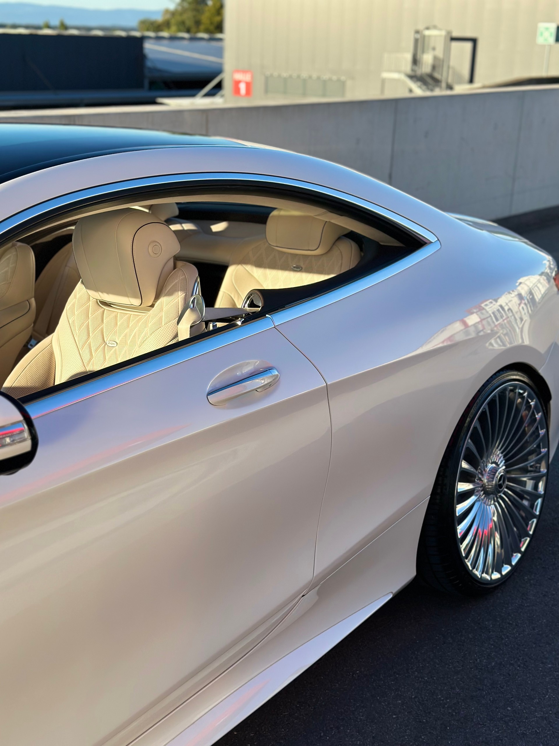 MERCEDES-BENZ S 500 V8 4matic AMG Line-image-3