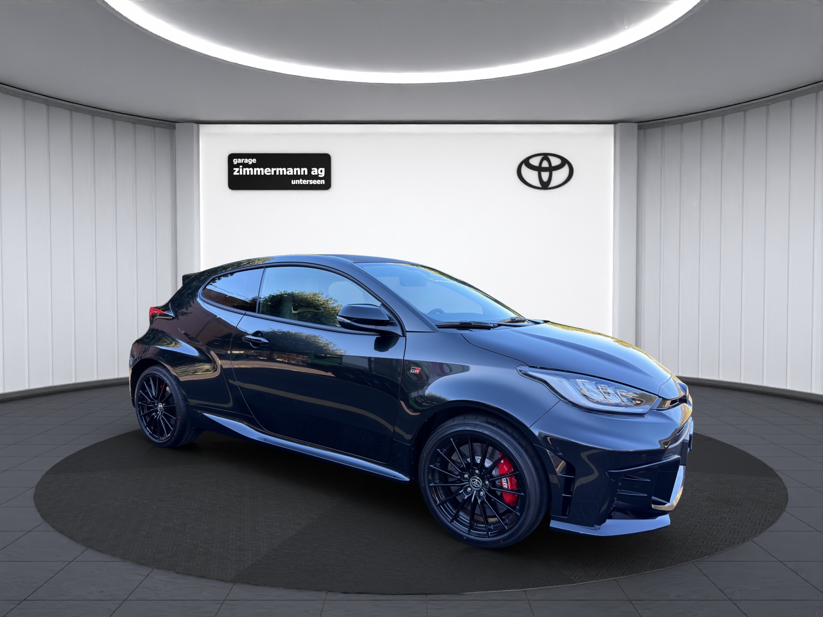 TOYOTA GR Yaris 1.6 Turbo Sport 4x4-image-3