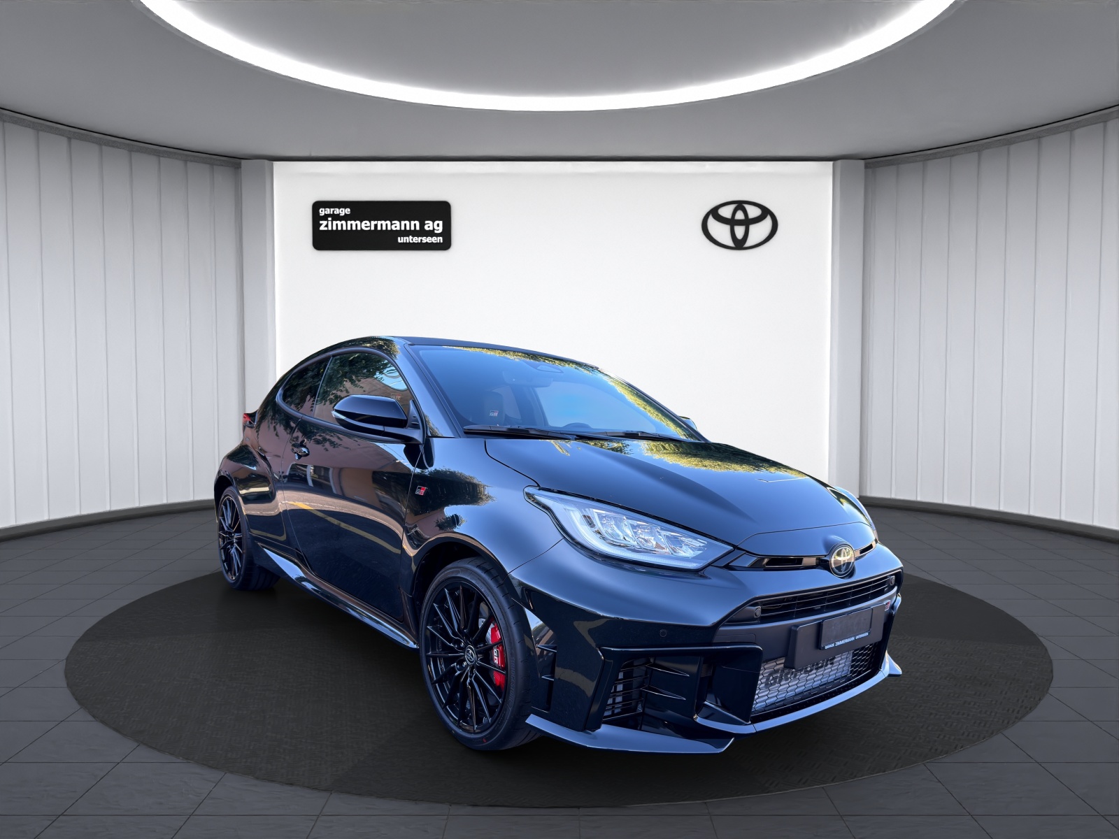 TOYOTA GR Yaris 1.6 Turbo Sport 4x4-image-2